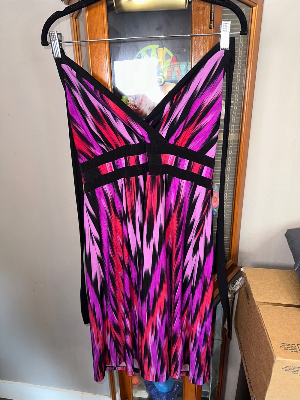 Apt. 9 V-Neck Sleeveless Dress in Pink, Magenta and Black